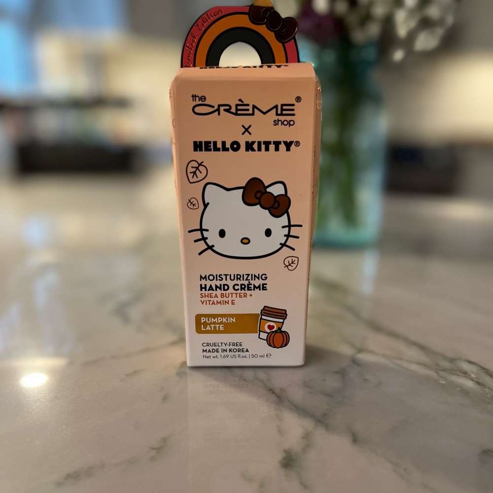 Hello Kitty:The Crème Shop Moisturizing hand cream NWT